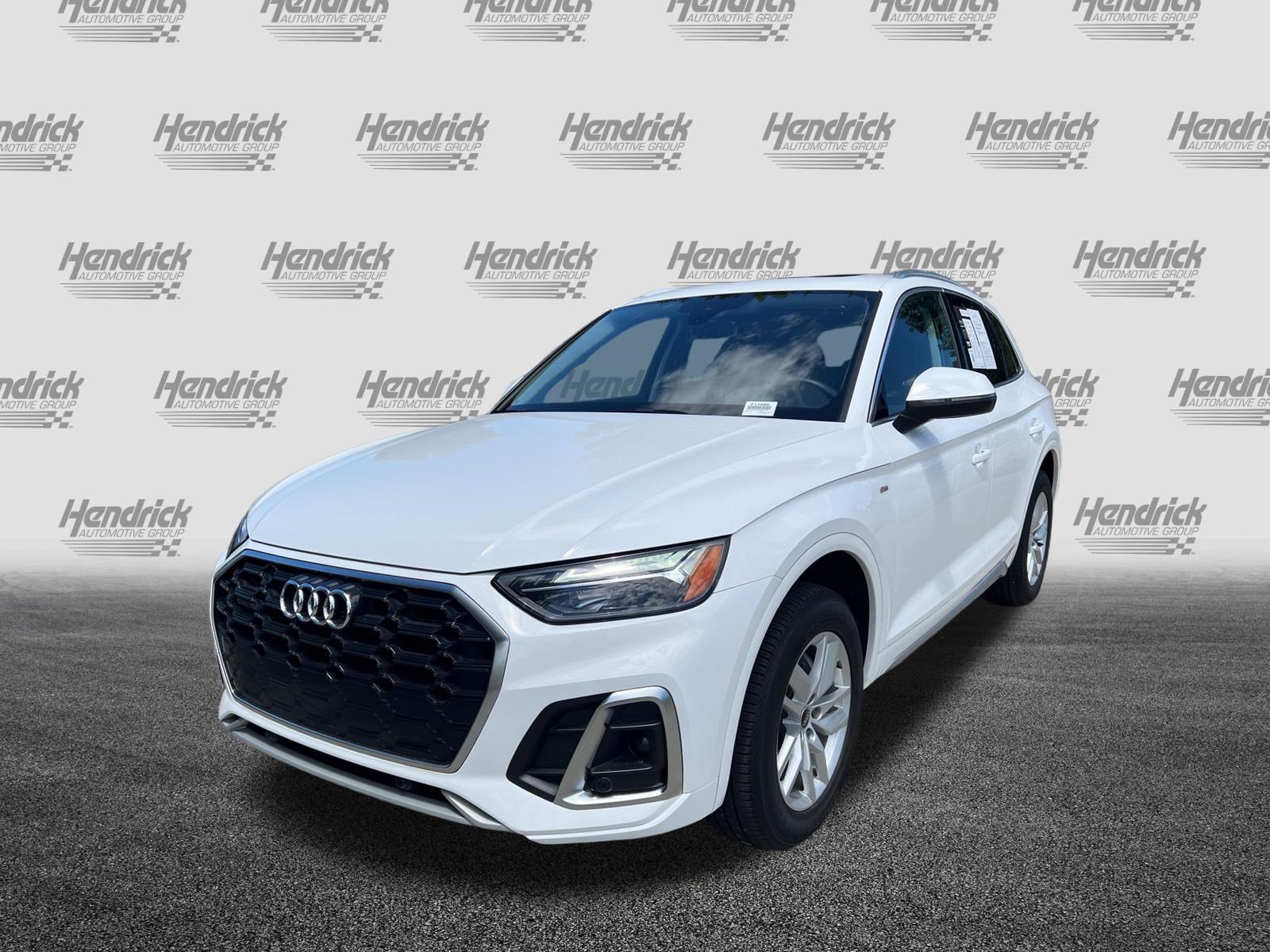 Certified 2023 Audi Q5 2.0T Premium w/ Convenience Package AWD/4WD image 5
