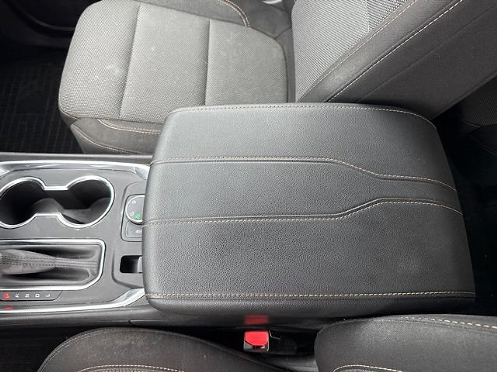 Used 2019 Chevrolet Traverse LT AWD/4WD image 24