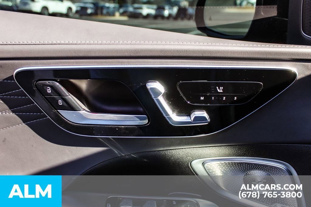 Used 2025 Mercedes-Benz C 36 AMG S image 36