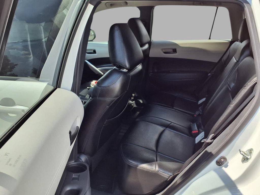 Used 2024 Toyota Corolla Cross LE AWD/4WD image 23