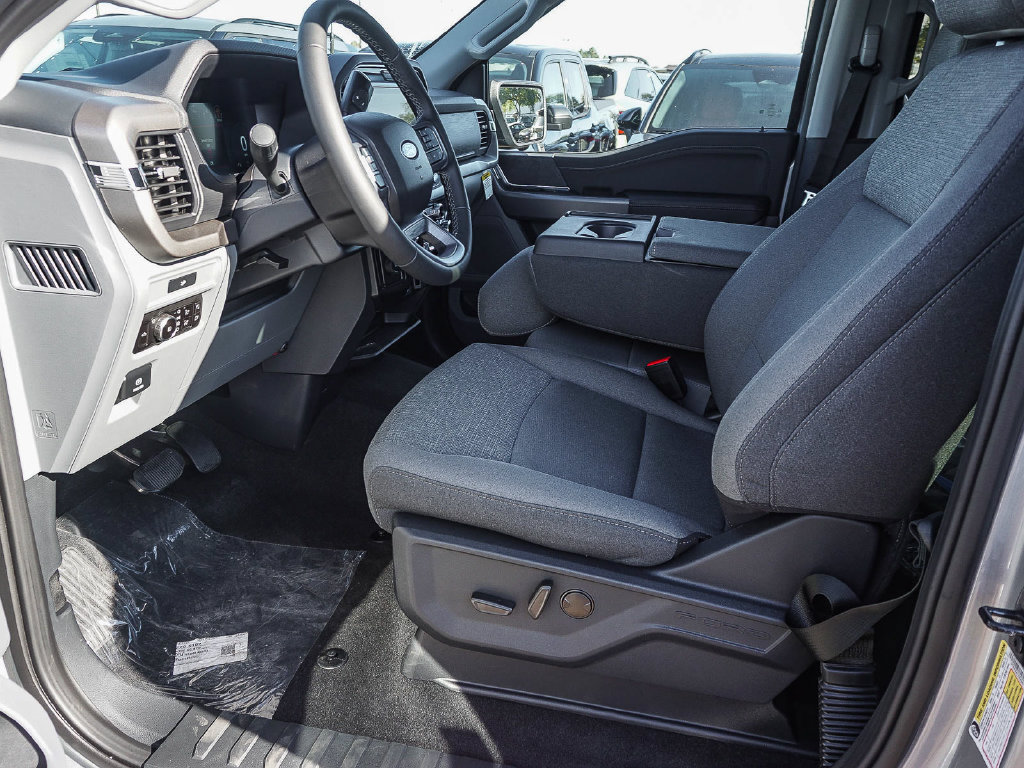 New 2026 Ford F150 XLT w/ Equipment Group 302A MID RWD image 19