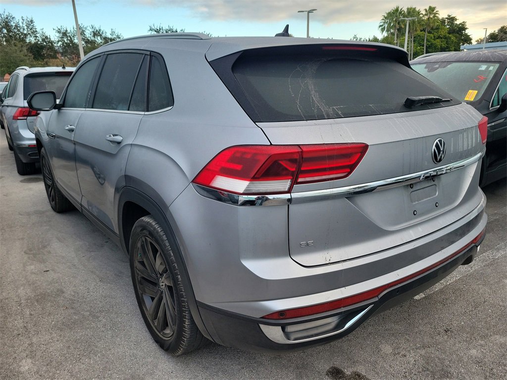 Used 2022 Volkswagen Atlas Cross Sport SE image 5
