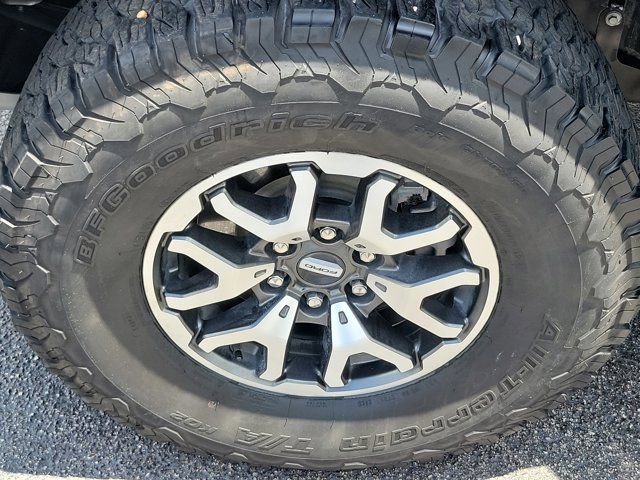 Used 2023 Ford F150 Raptor AWD/4WD image 9