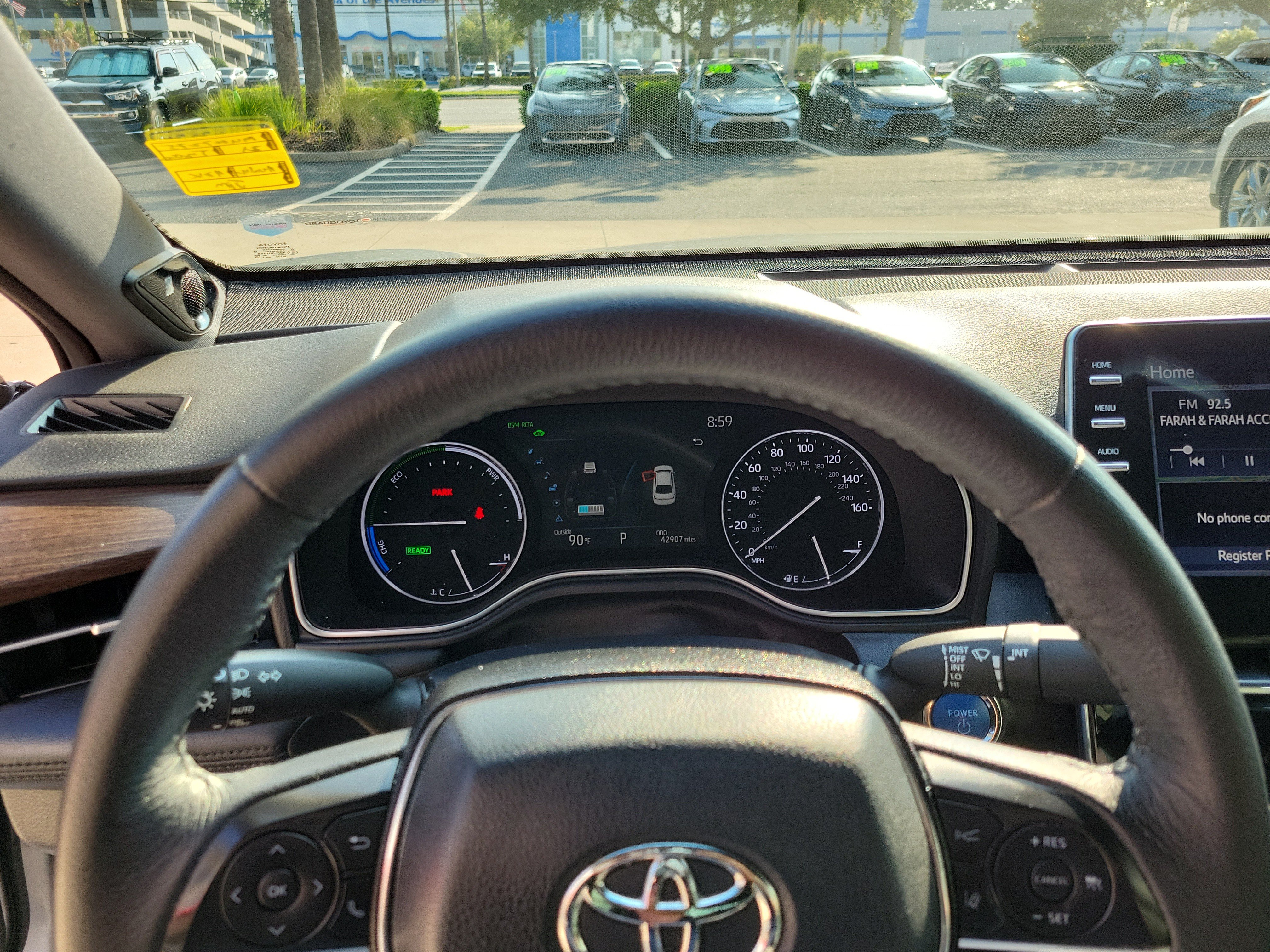 Used 2021 Toyota Avalon XLE w/ Moonroof Package FWD image 19