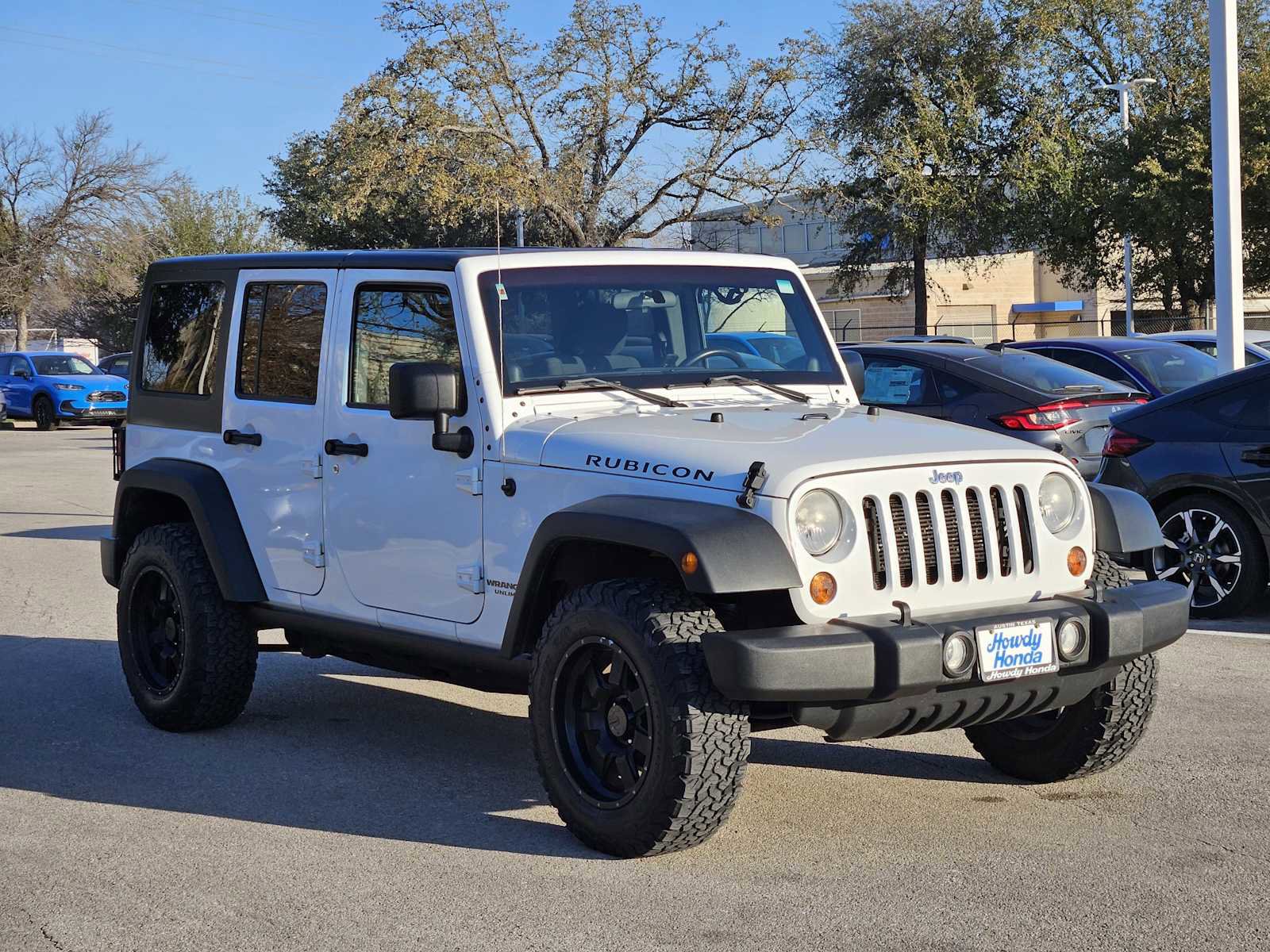 Used 2012 Jeep Wrangler Unlimited Rubicon image 3