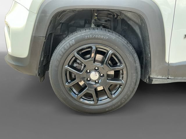 Used 2020 Jeep Renegade Latitude w/ Cold Weather Group AWD/4WD image 16