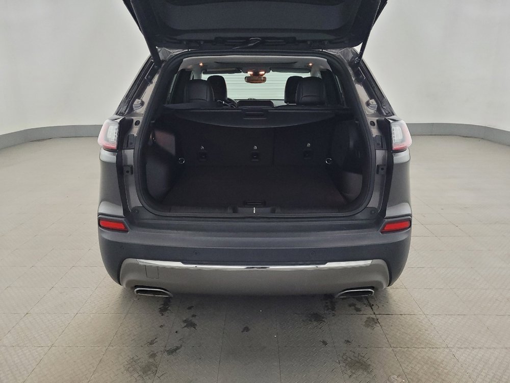 Used 2019 Jeep Cherokee Limited w/ Technology Group AWD/4WD image 29