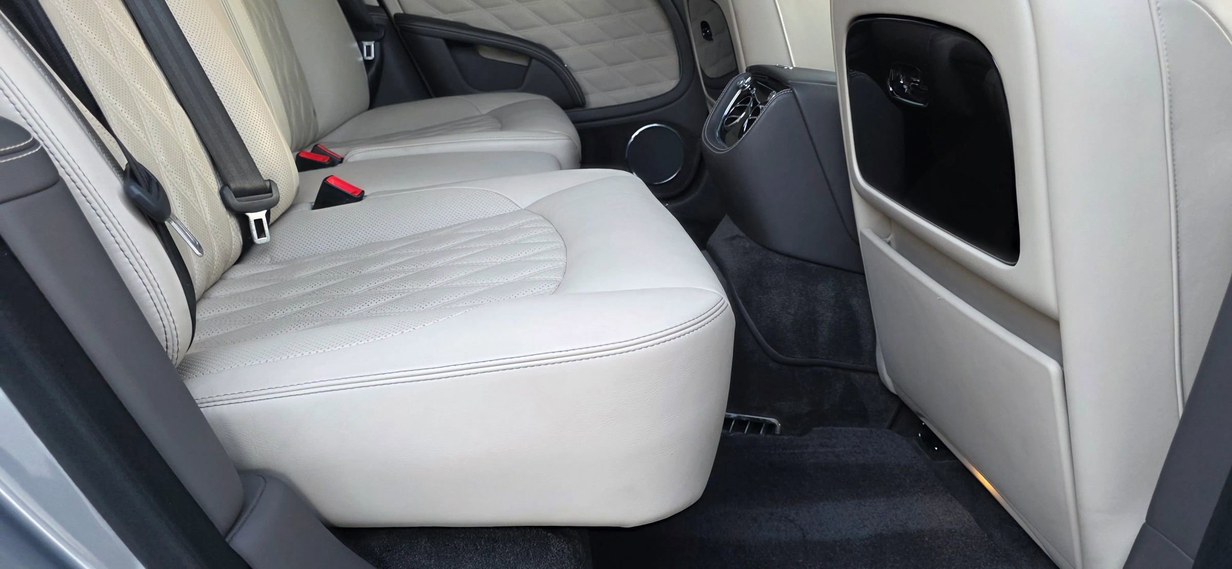 Used 2020 Bentley Mulsanne image 28