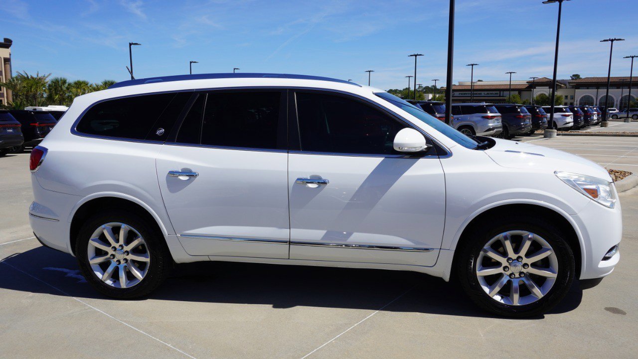 Used 2016 Buick Enclave Premium w/ Experience Buick Package image 4