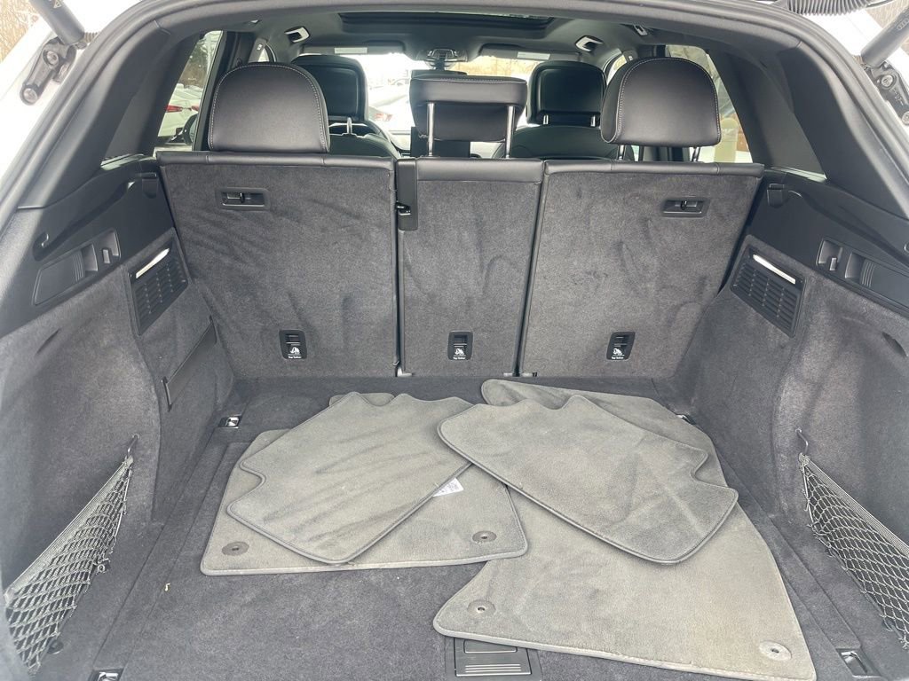 Used 2025 Audi Q5 2.0T Premium image 16