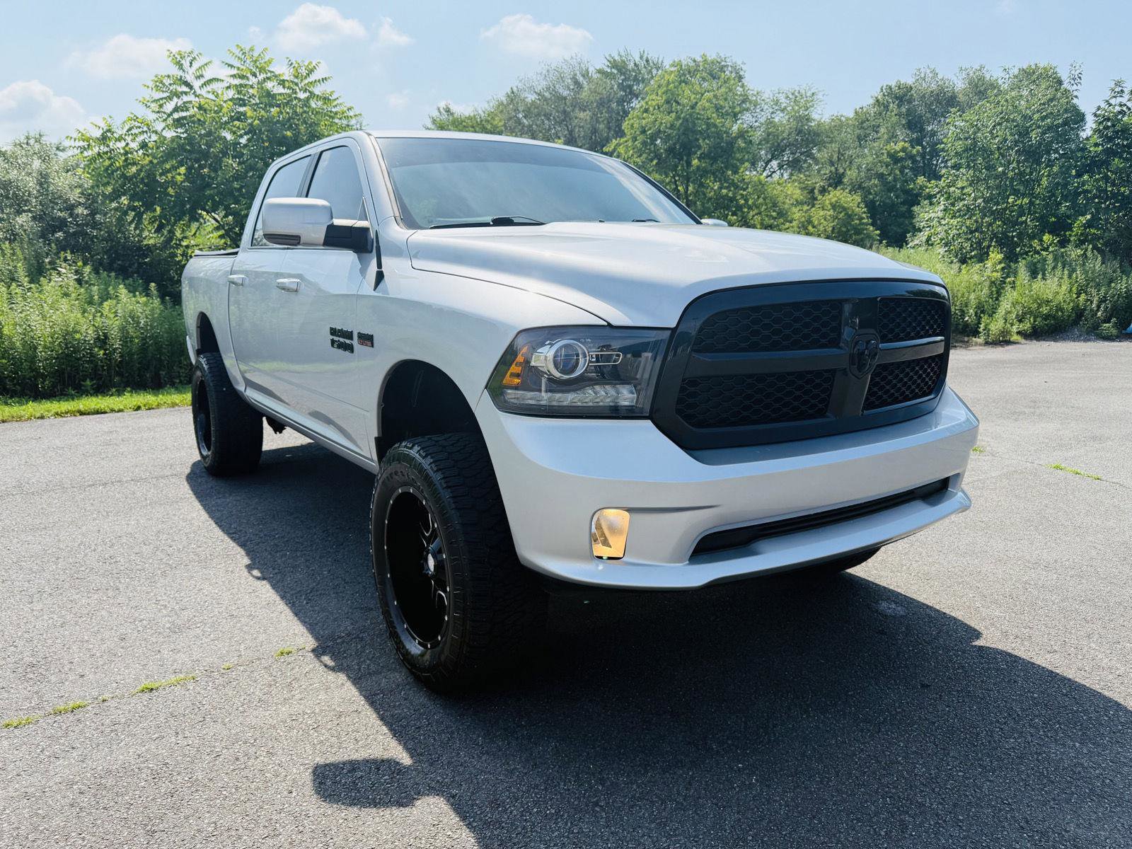 Used 2018 RAM 1500 Sport w/ Convenience Group image 12