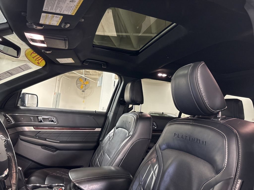 Used 2019 Ford Explorer Platinum AWD/4WD image 20