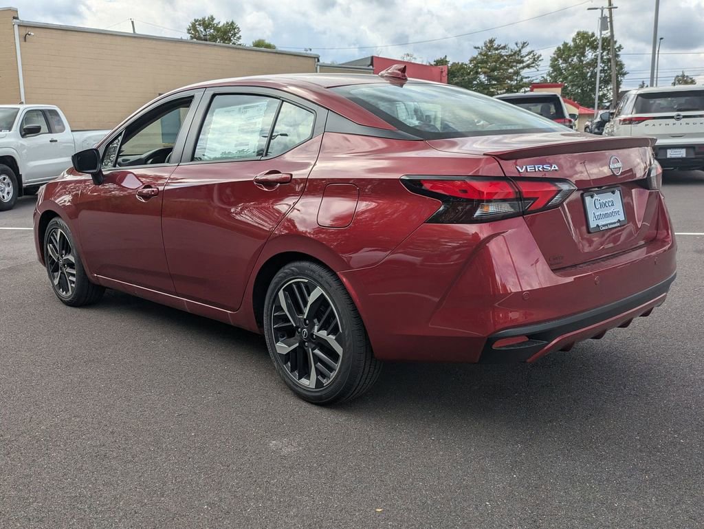 New 2025 Nissan Versa SR w/ Trunk Package image 4