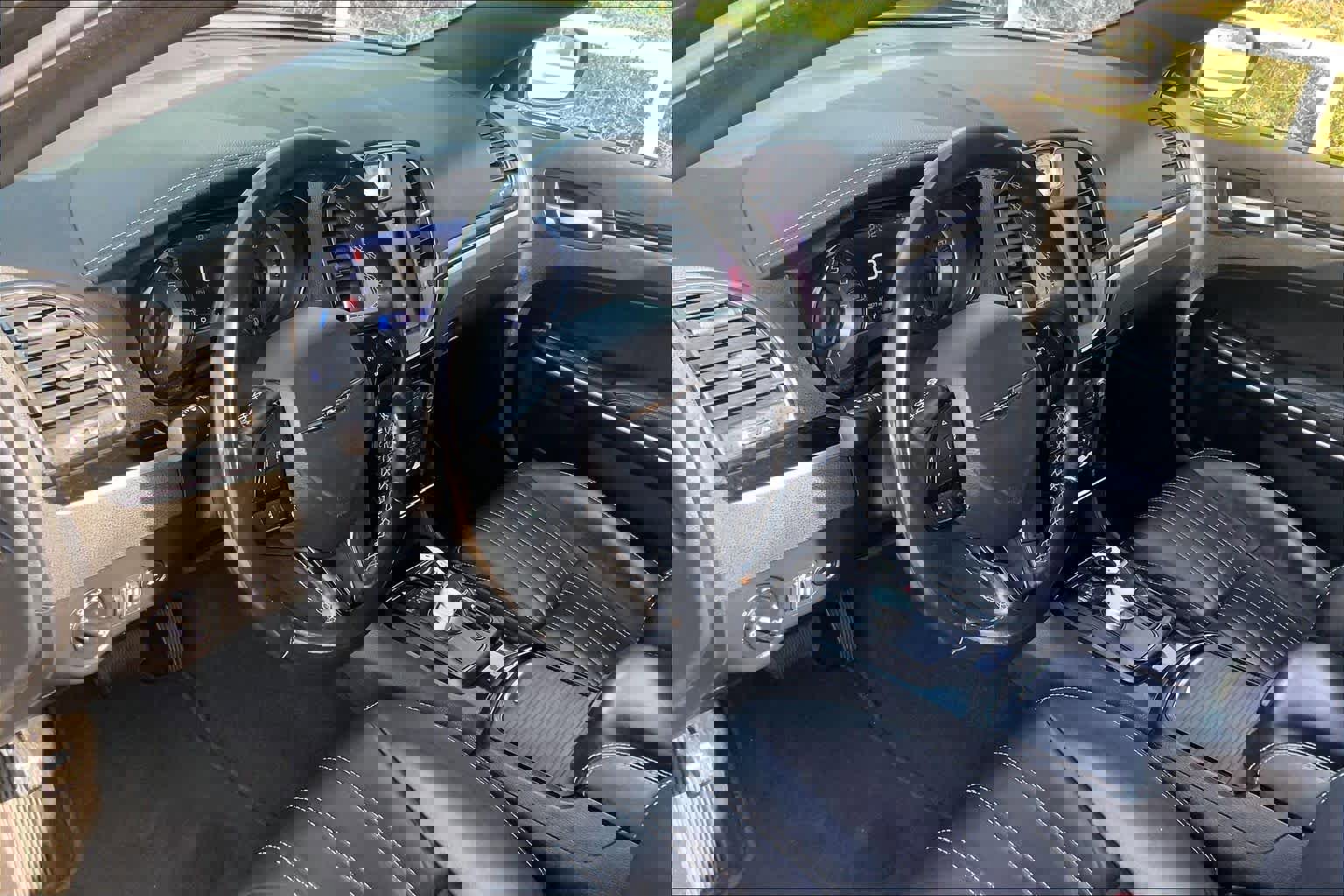 Used 2020 Chrysler 300 S image 17