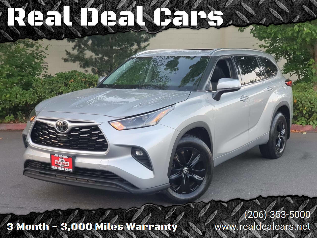 Used 2021 Toyota Highlander XLE image 1