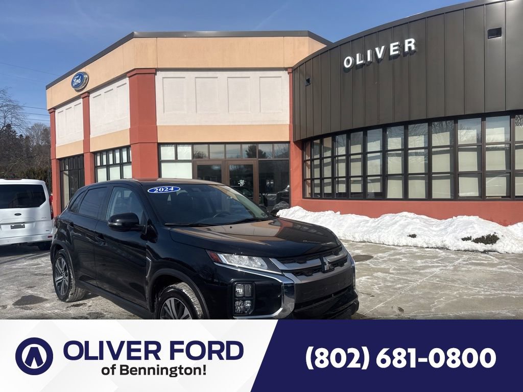 Used 2024 Mitsubishi Outlander Sport SE image 1