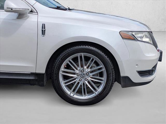 Used 2013 Lincoln MKT AWD image 27