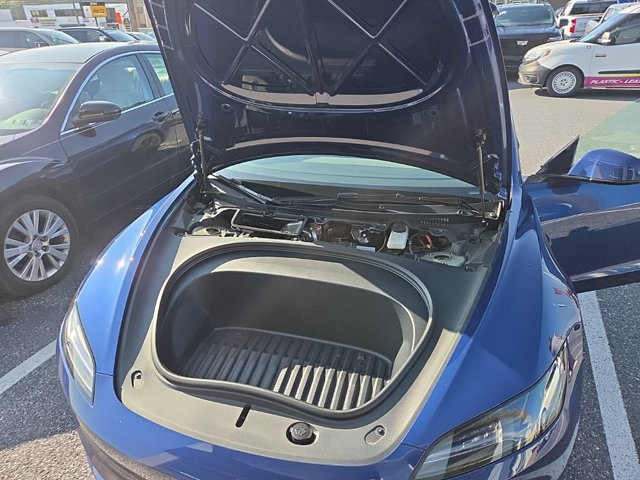 Used 2025 Tesla Model 3 Long Range RWD image 10