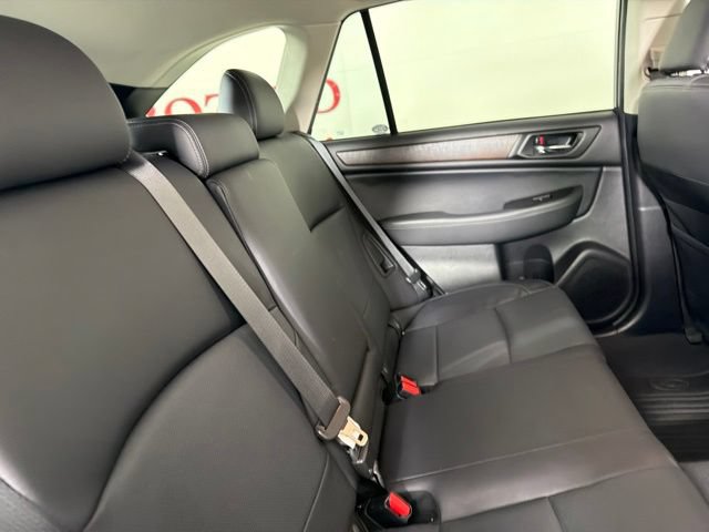 Used 2017 Subaru Outback 2.5i Limited AWD/4WD image 18