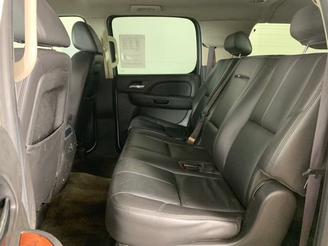 Used 2009 Chevrolet Suburban LT AWD/4WD image 7