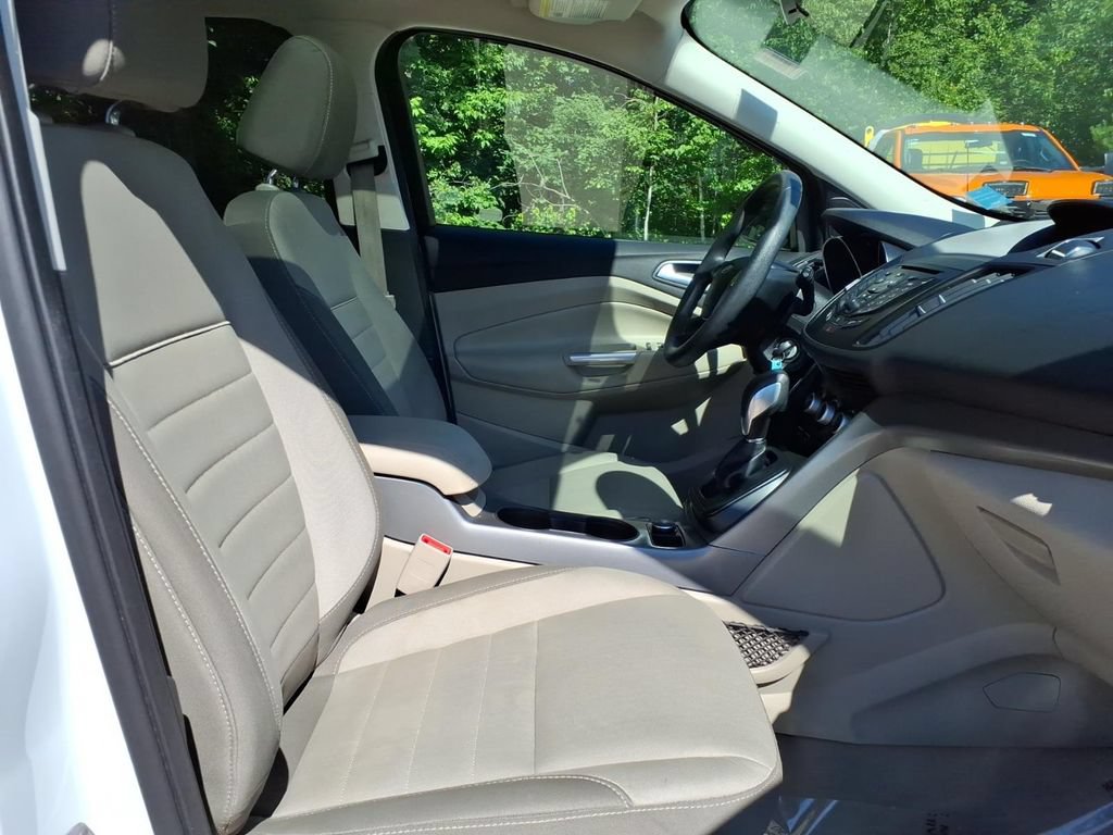 Used 2015 Ford Escape SE AWD/4WD image 10