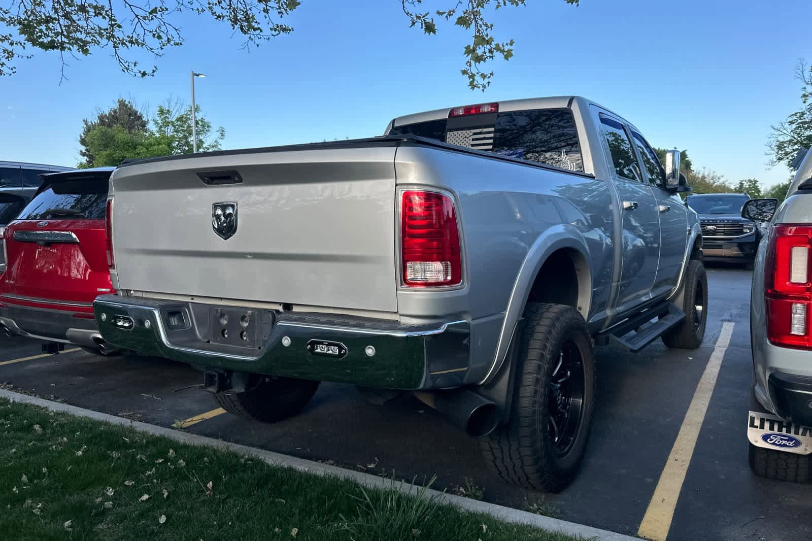 Used 2017 RAM 2500 Laramie w/ Convenience Group AWD/4WD image 4