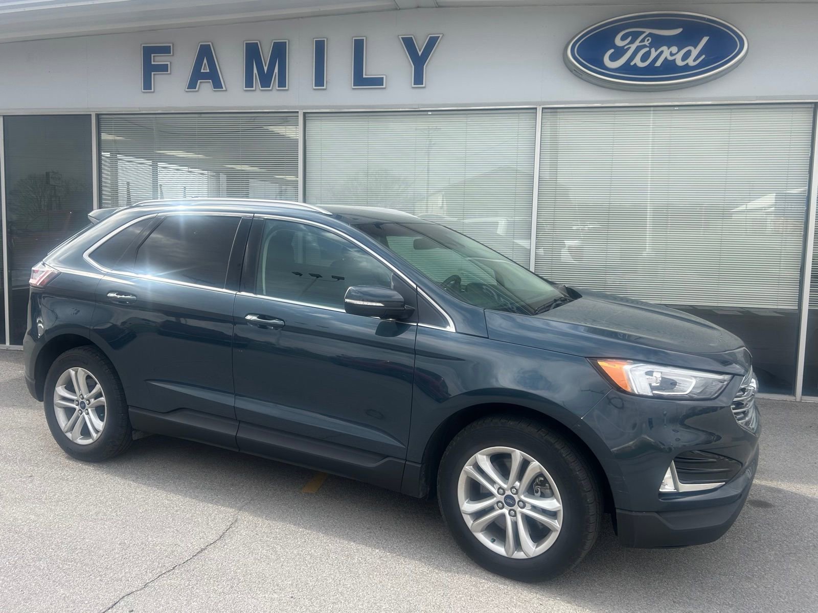 Used 2019 Ford Edge SEL w/ Equipment Group 201A video 1