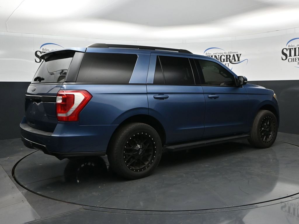 Used 2020 Ford Expedition XLT w/ Equipment Group 202A RWD image 7