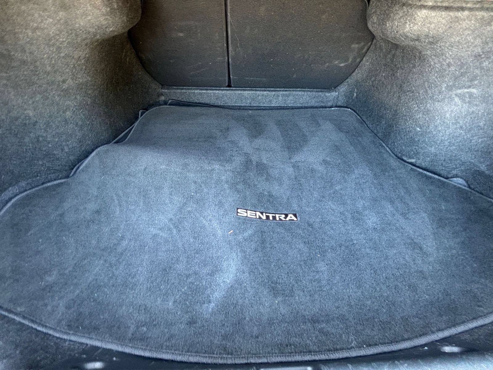 Used 2025 Nissan Sentra SV FWD image 29