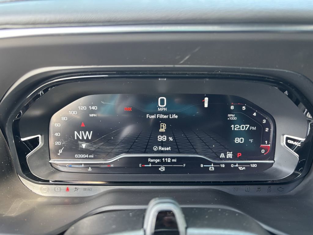 Used 2024 GMC Yukon Denali w/ Advanced Technology Package image 12