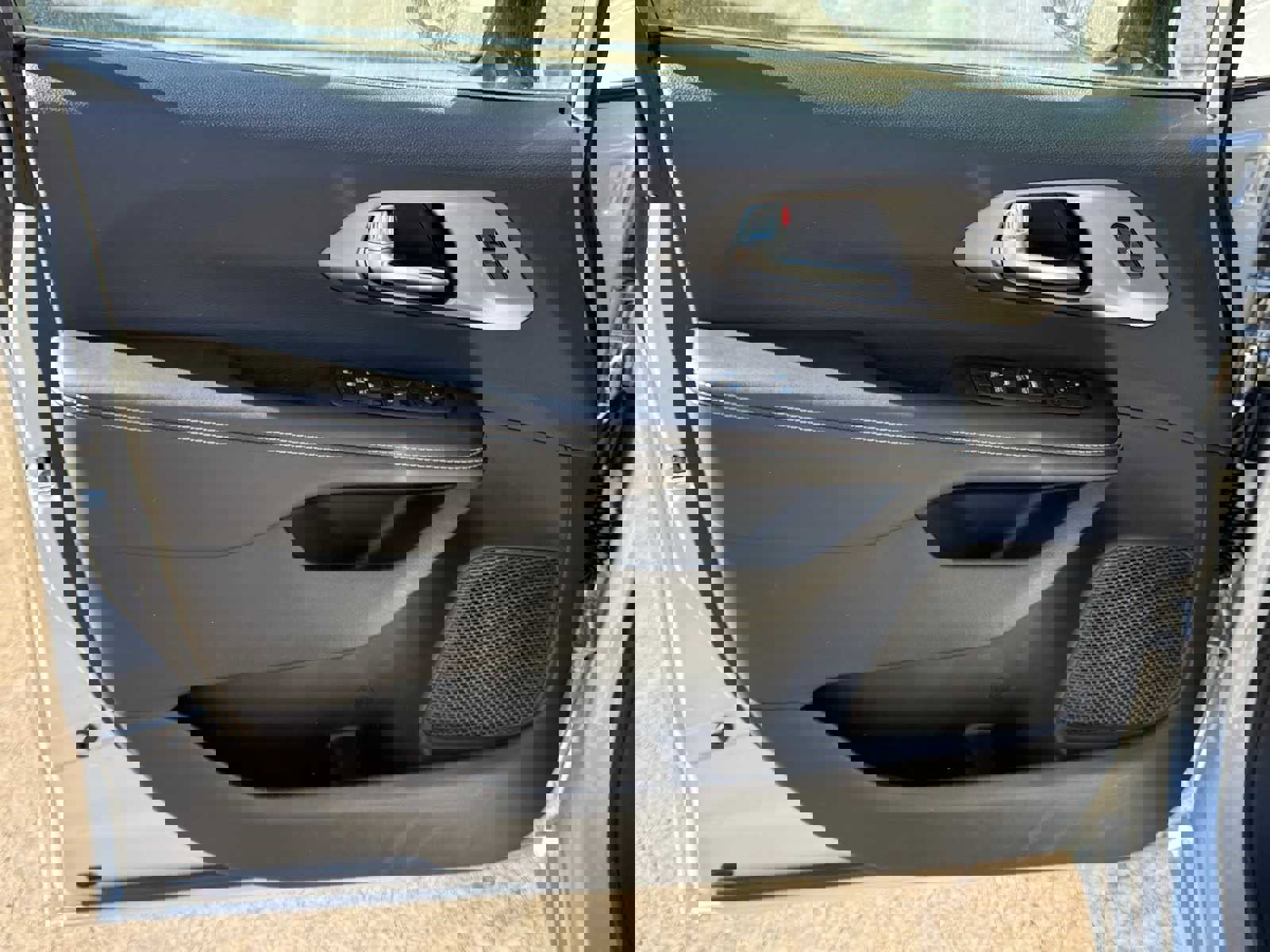 New 2026 Chrysler Pacifica Select image 6