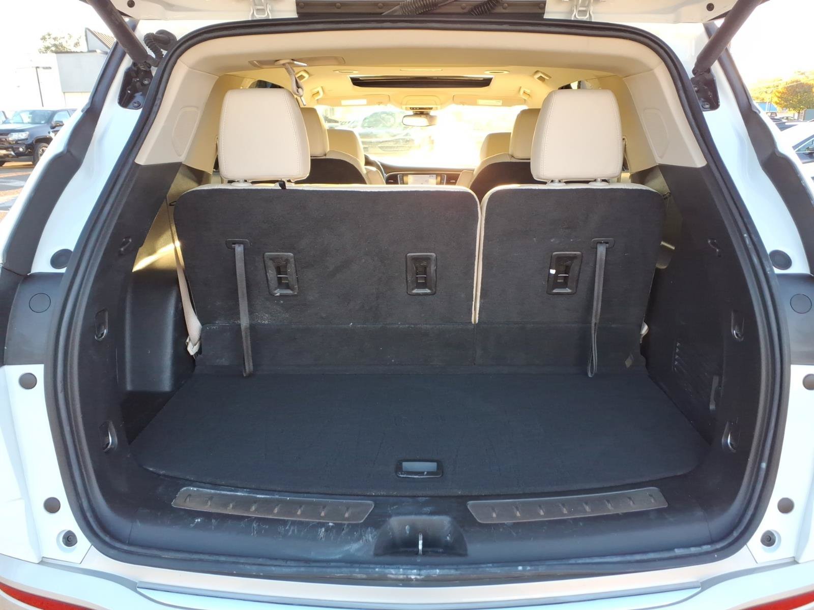 Used 2024 Buick Enclave Essence w/ Experience Buick Package AWD/4WD image 27