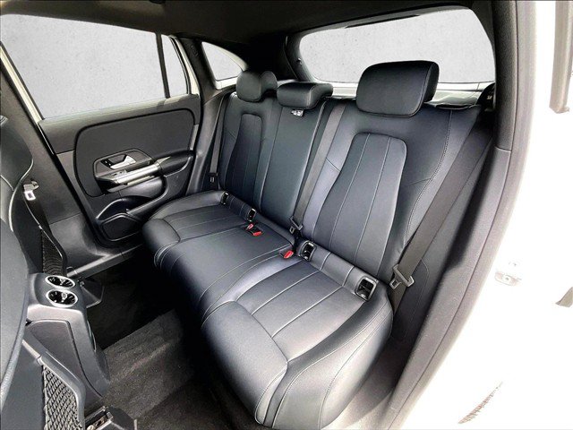 Used 2023 Mercedes-Benz GLA 250 image 26