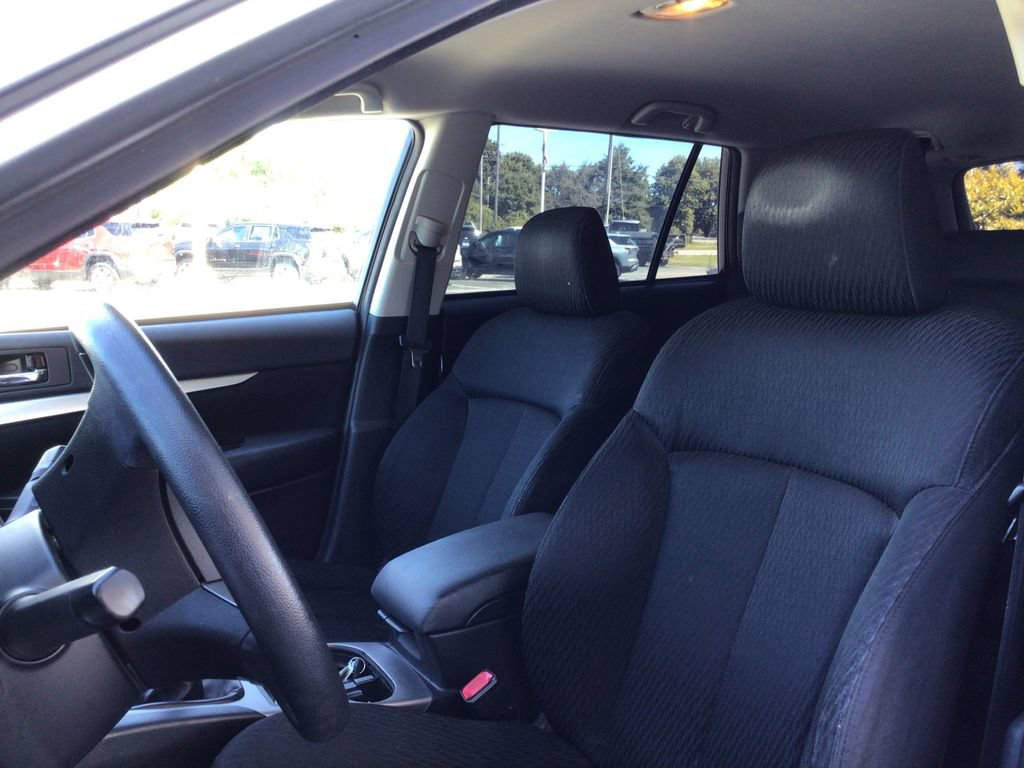 Used 2012 Subaru Outback 2.5i AWD/4WD image 24