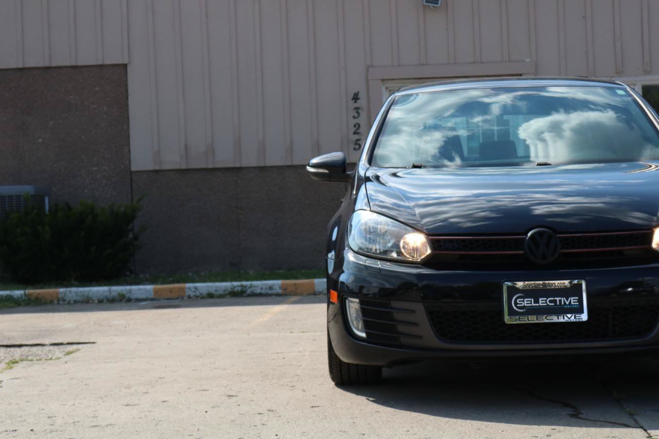 Used 2013 Volkswagen GTI Wolfsburg Edition FWD image 4
