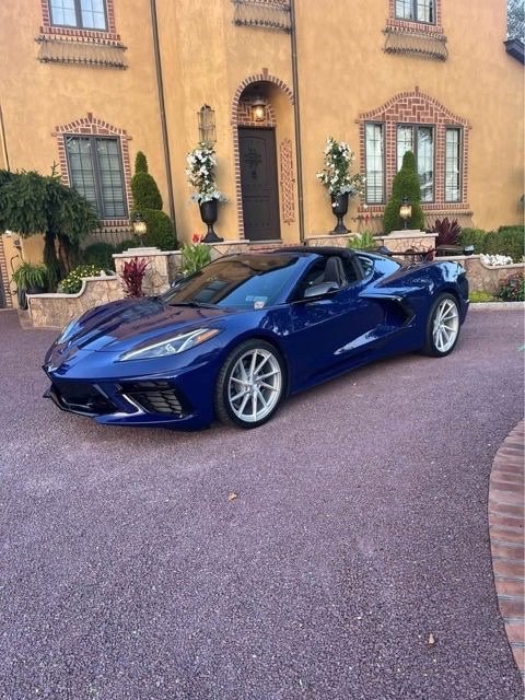 Used 2025 Chevrolet Corvette Stingray Coupe w/ 1LT image 32