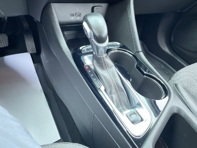 Used 2025 Buick Encore GX Preferred w/ Comfort Package FWD image 15