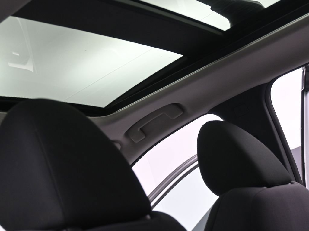 New 2026 Nissan Kicks SV w/ SV Premium Package AWD/4WD image 21