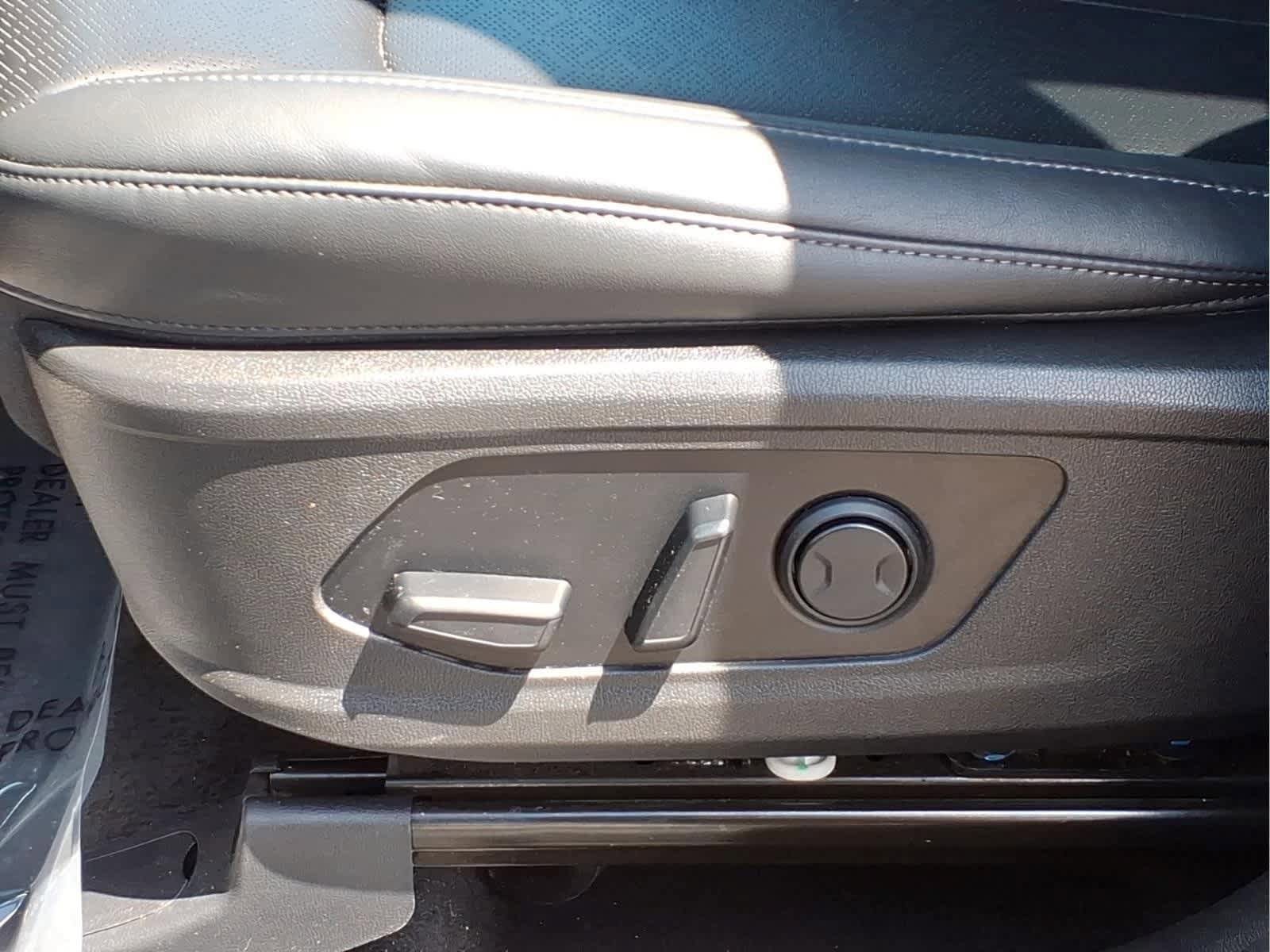 Used 2023 Kia Sorento X-Line EX AWD/4WD image 16