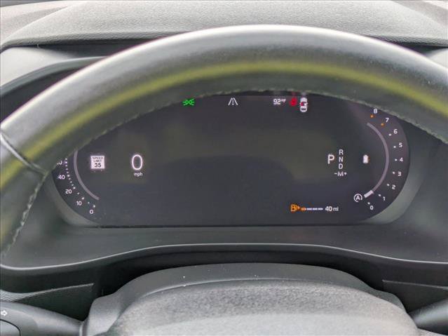 Used 2025 Volvo XC40 B5 Plus AWD/4WD image 11