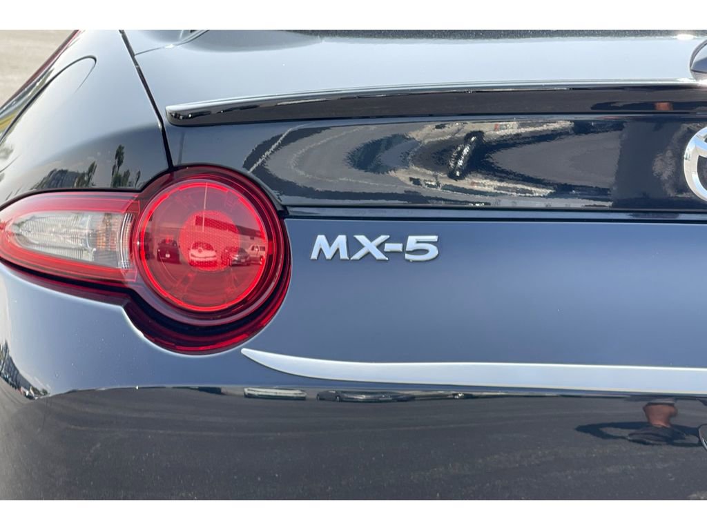 Used 2020 MAZDA MX-5 Miata RF Club RWD image 47