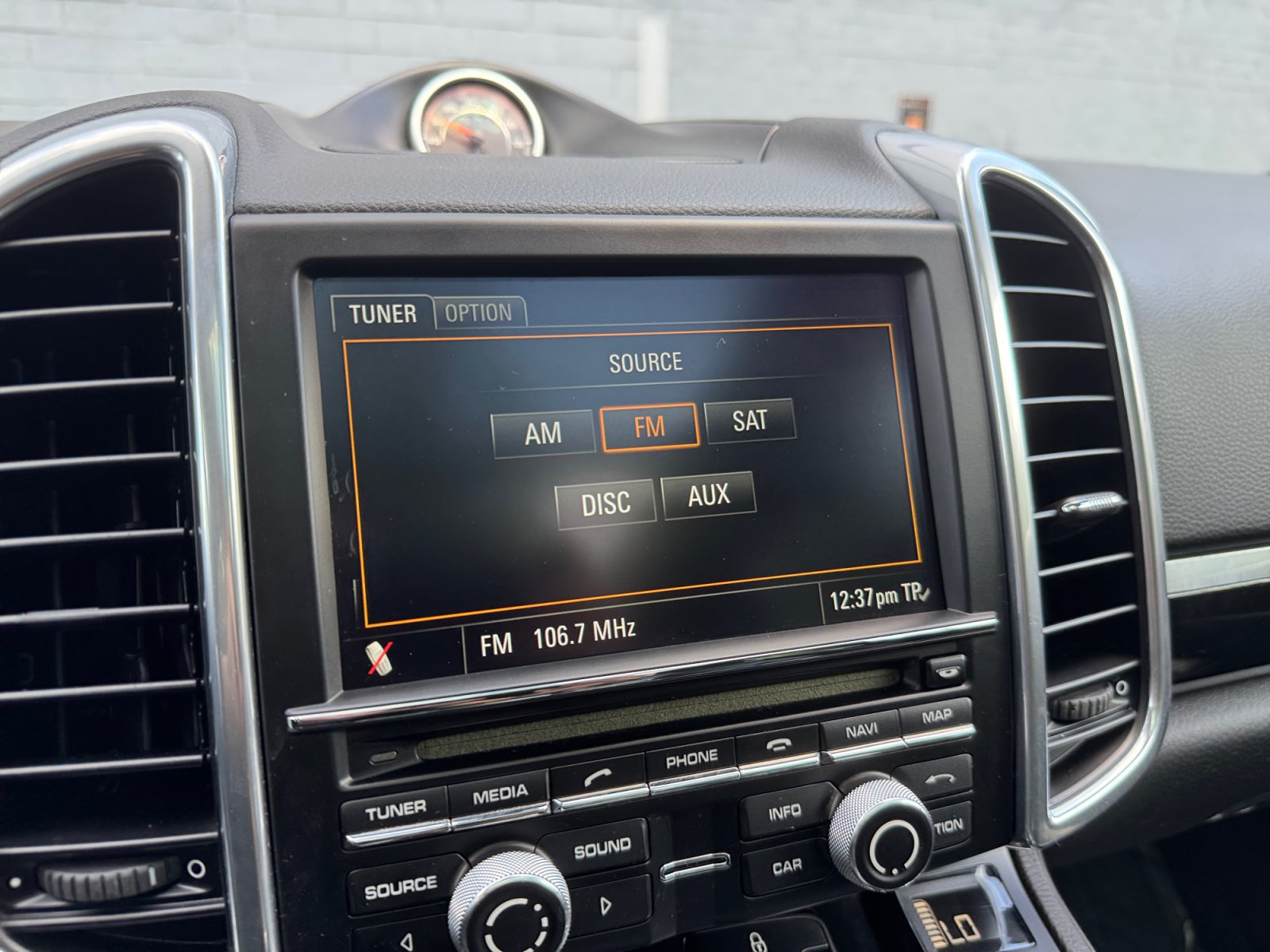 Used 2012 Porsche Cayenne S AWD/4WD image 19