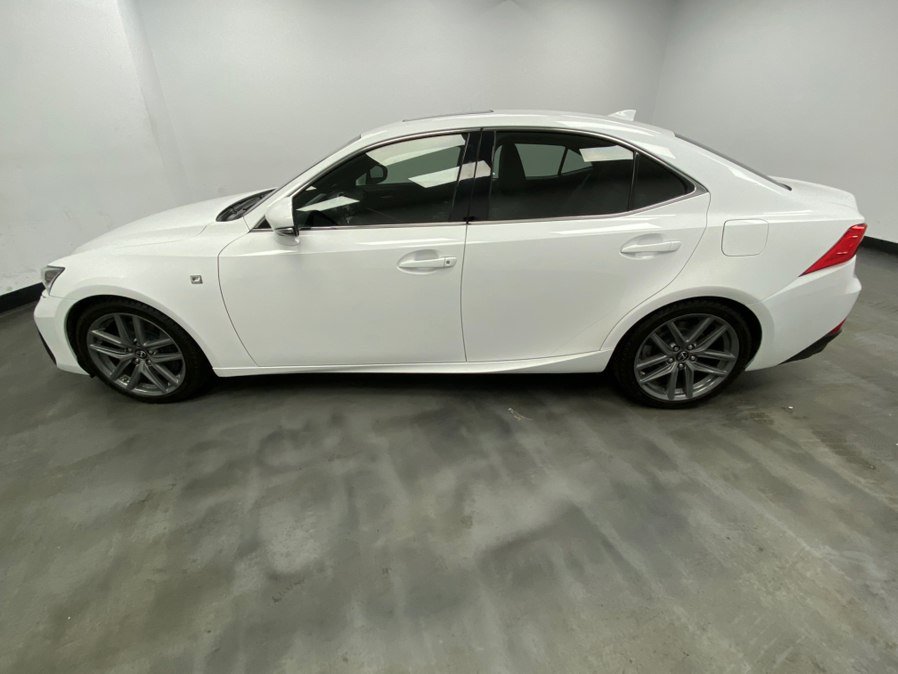 Used 2018 Lexus IS 300 AWD image 2