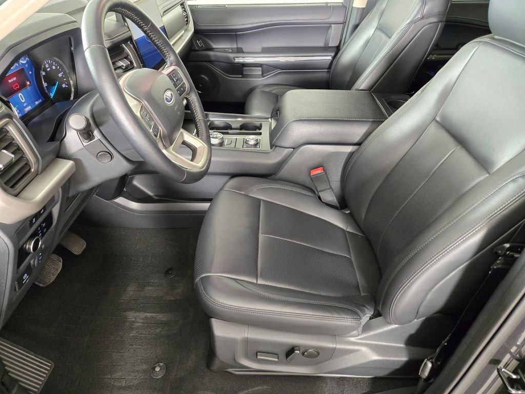 Used 2023 Ford Expedition Max XLT AWD/4WD image 15