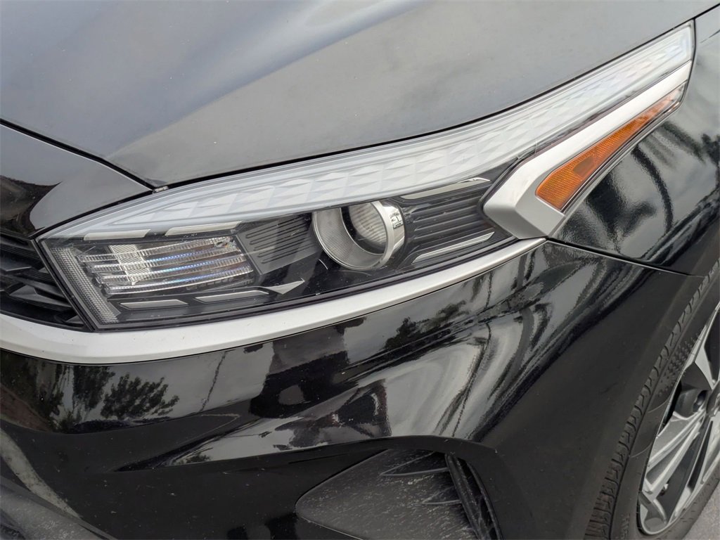 Used 2024 Kia Forte LXS image 11