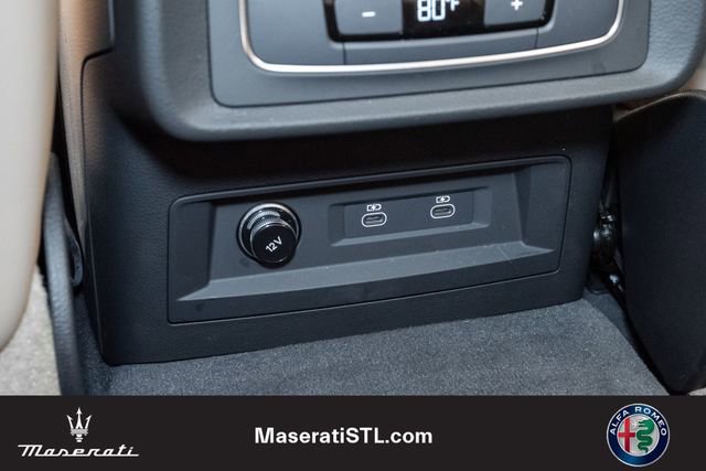 Used 2023 Audi Q8 Premium w/ Convenience Package image 21