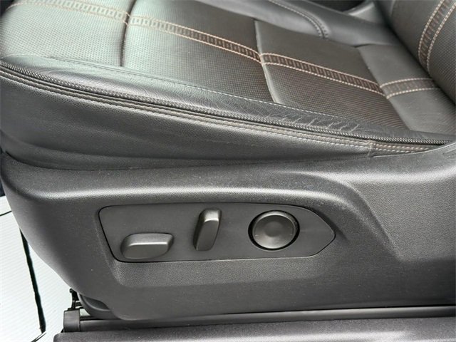 Used 2024 Chevrolet Silverado 1500 High Country w/ Technology Package image 19