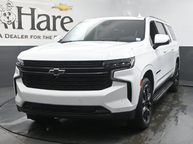 Used 2024 Chevrolet Suburban RST w/ Luxury Package AWD/4WD image 7