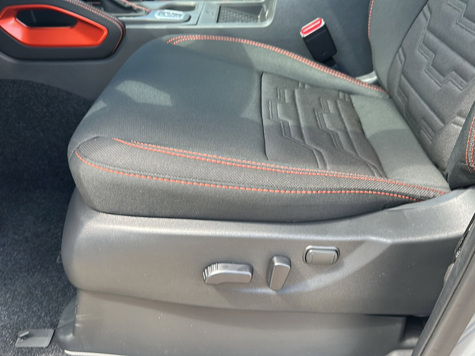 New 2026 Nissan Frontier PRO-4X w/ Pro-4x Convenience Package image 12