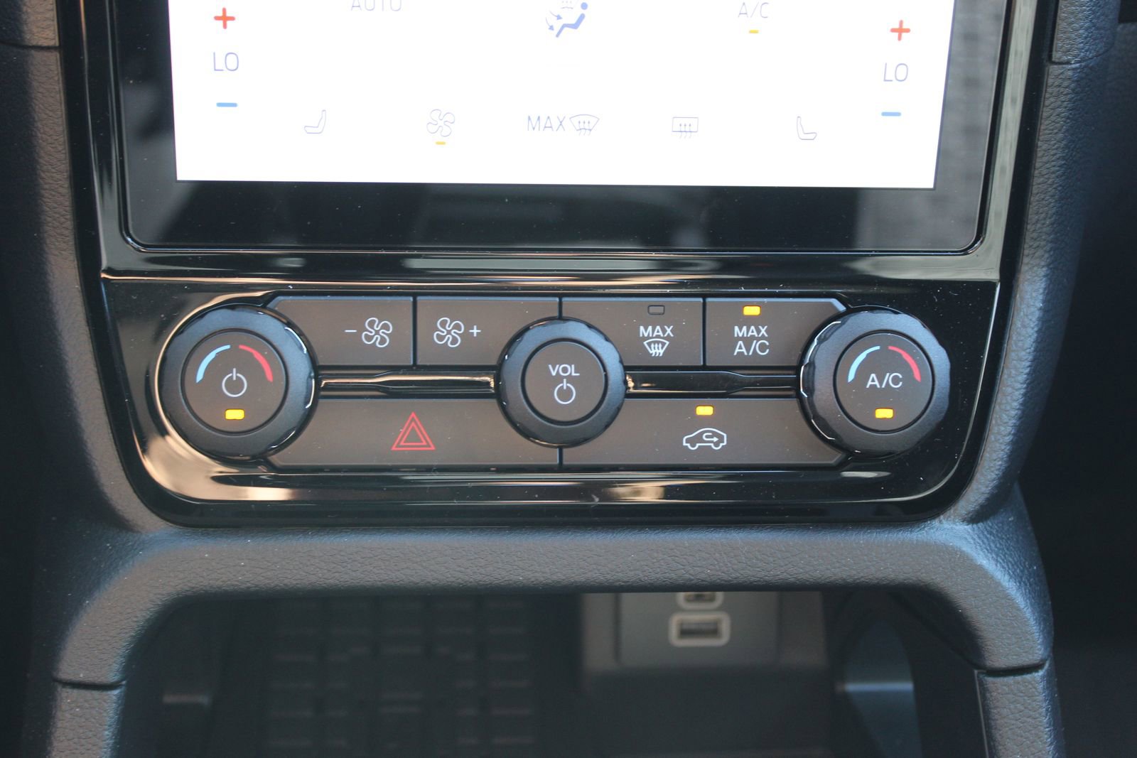 New 2025 Ford Ranger XLT w/ Equipment Group 301A High image 26